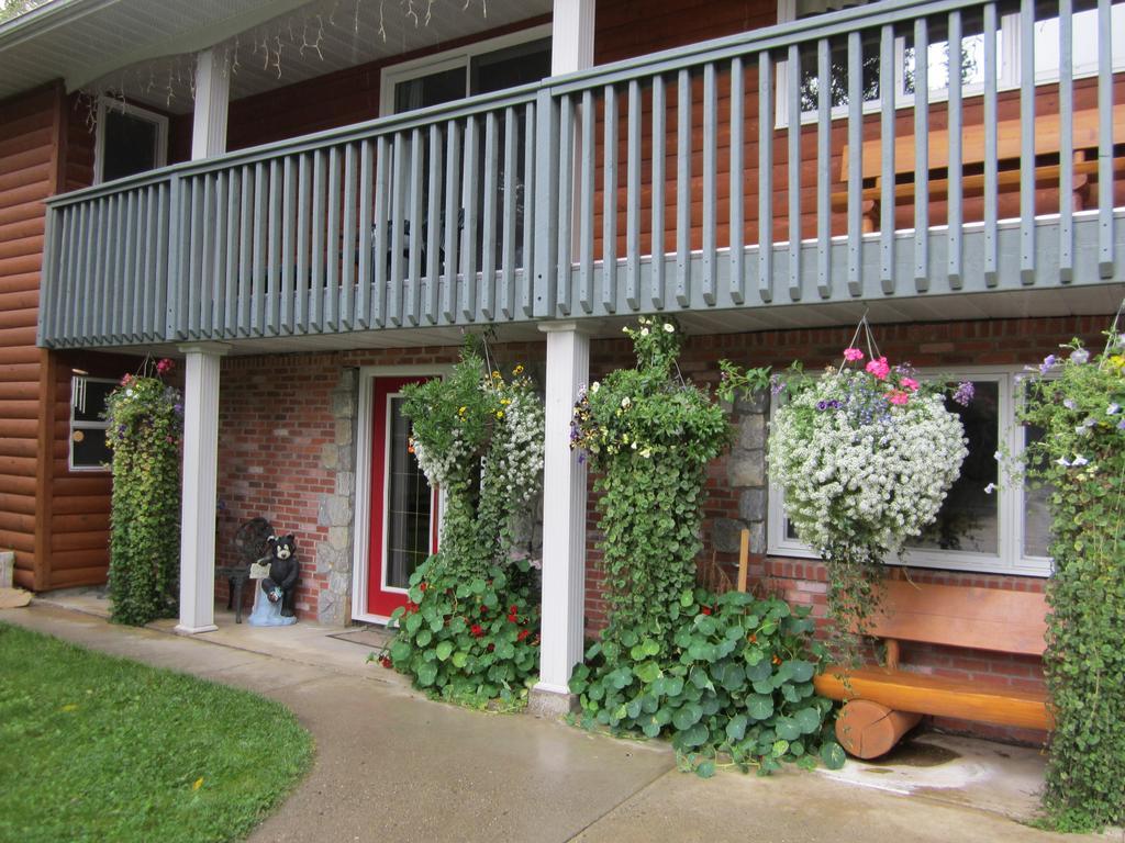 Dream Catcher Inn Valemount Buitenkant foto